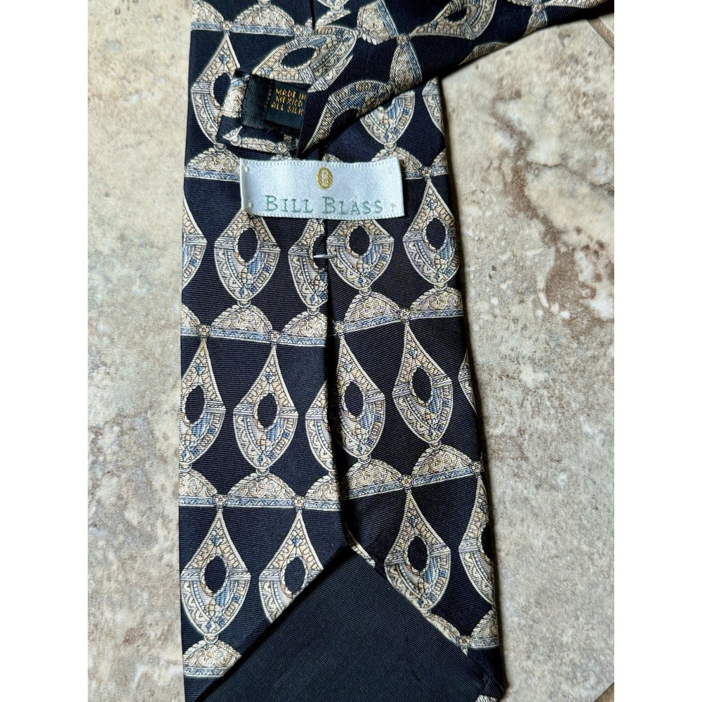 Men's Vintage Bill Blass Silk Tie Classic Geometric‎ Design